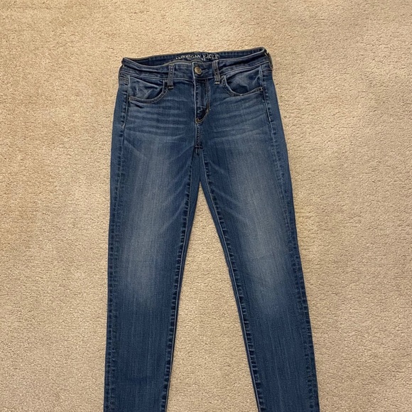 American Eagle sz 4 reg stretch jegging jeans